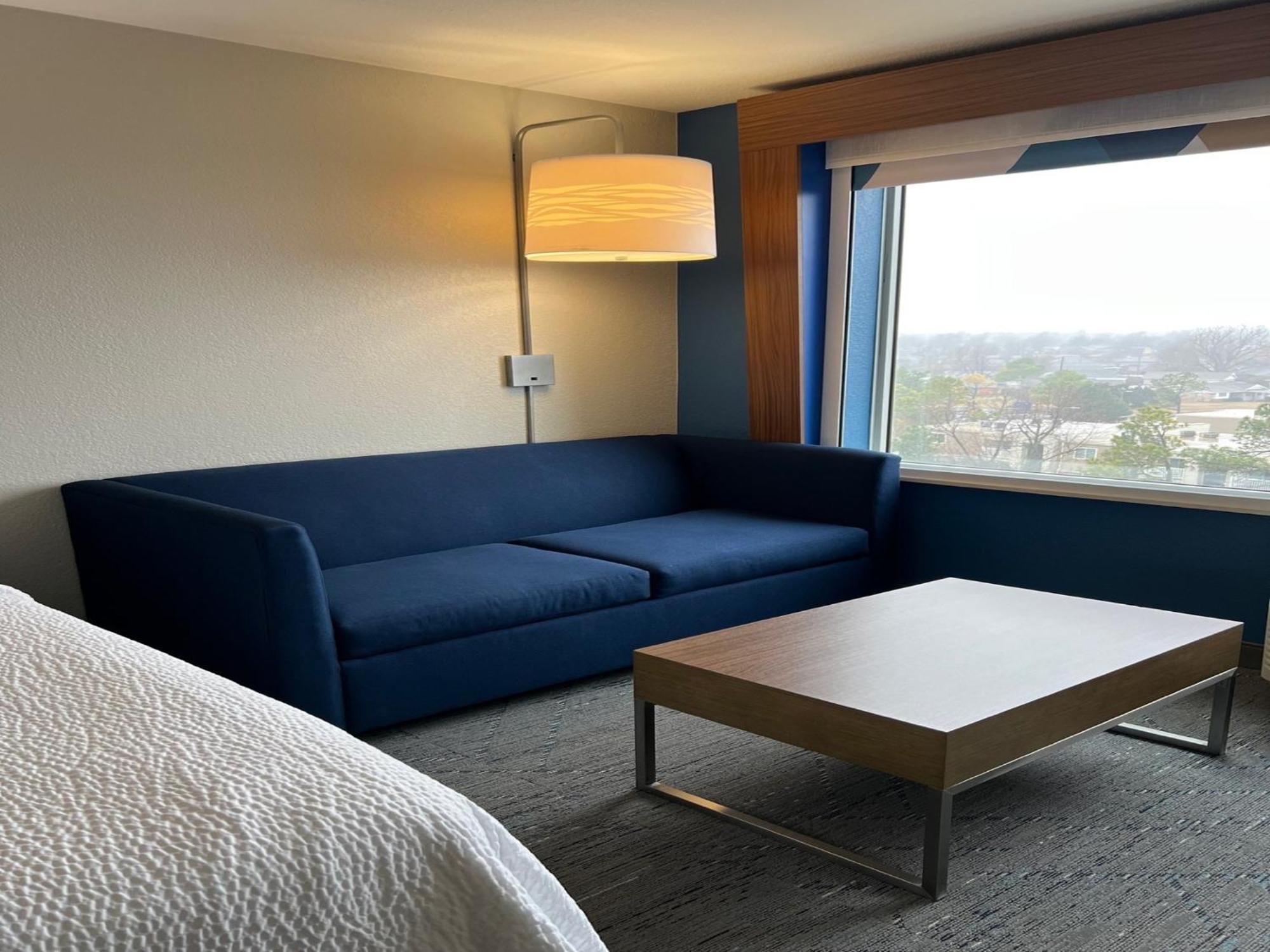 Holiday Inn Express & Suites Moore By Ihg Экстерьер фото