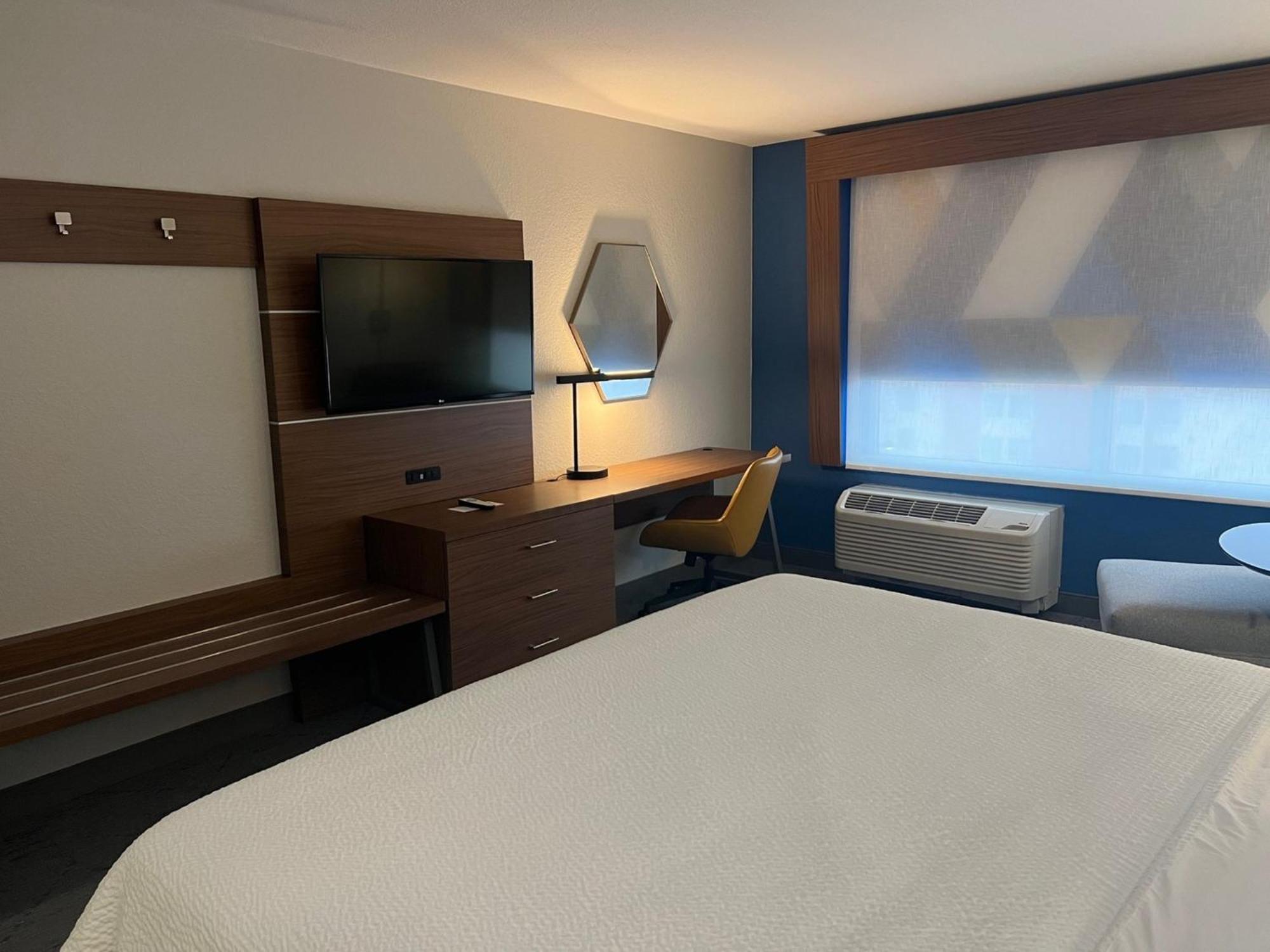 Holiday Inn Express & Suites Moore By Ihg Экстерьер фото