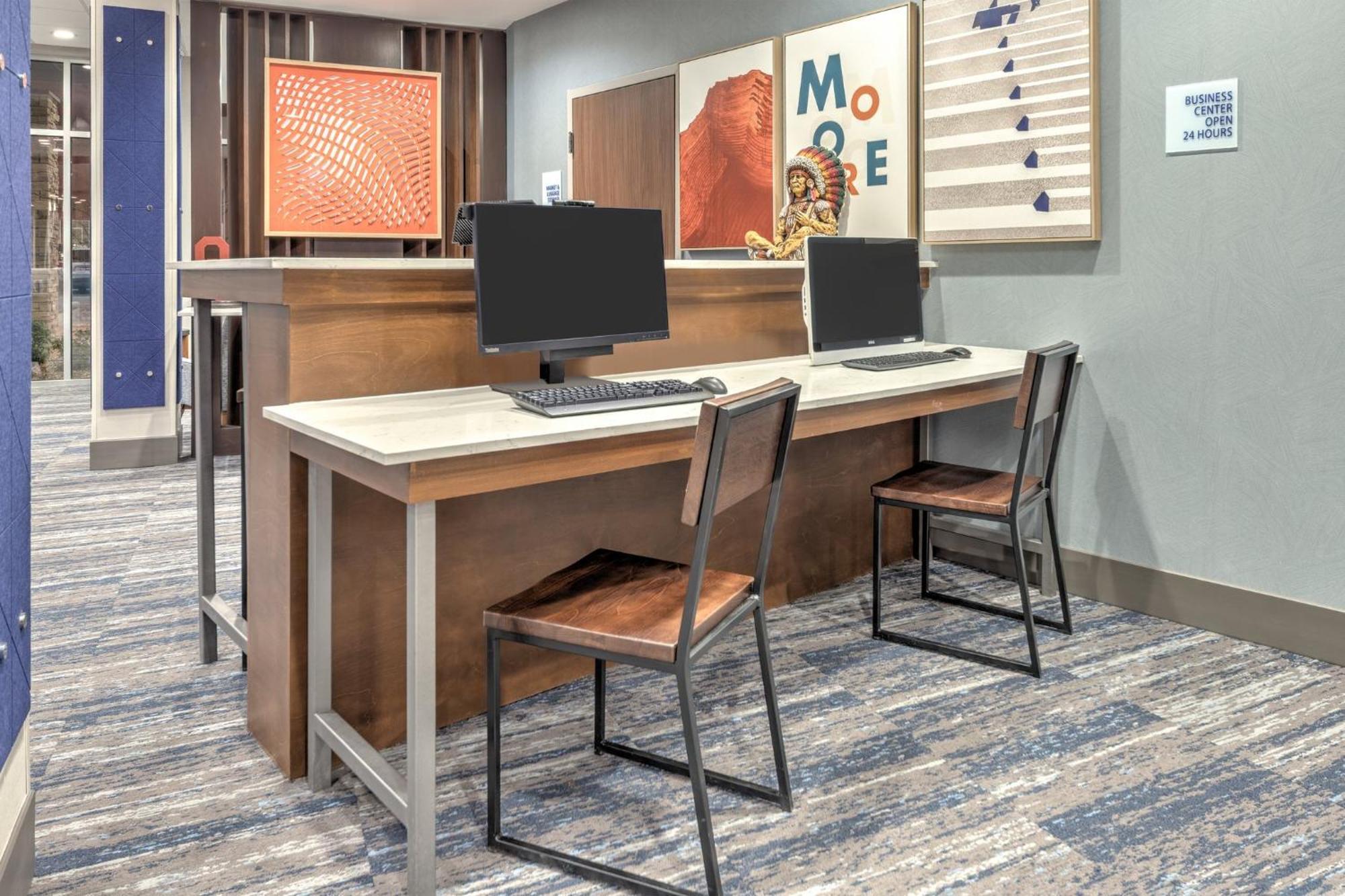 Holiday Inn Express & Suites Moore By Ihg Экстерьер фото