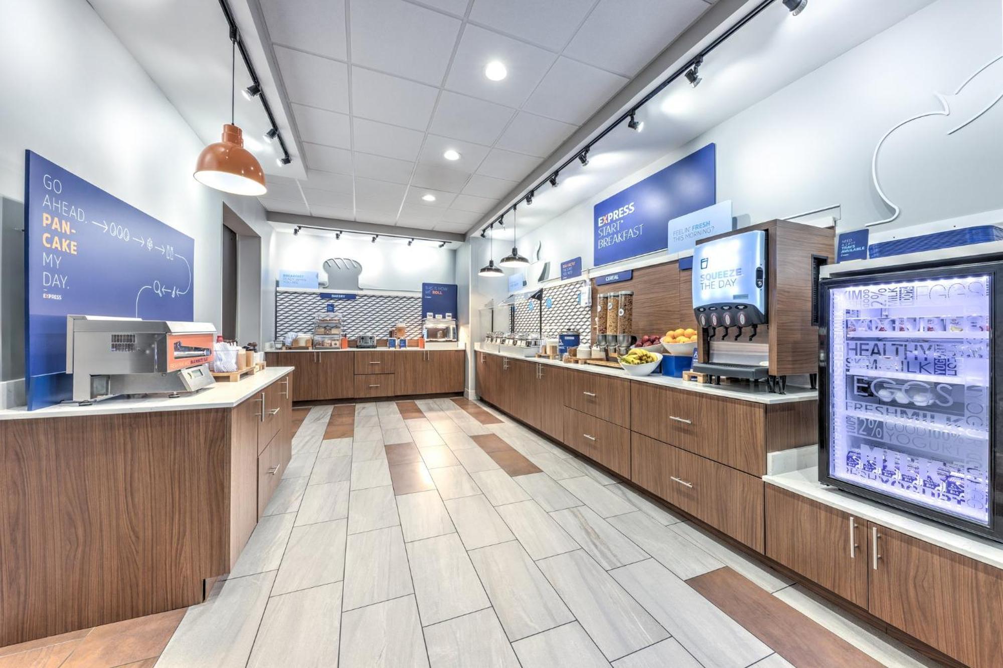 Holiday Inn Express & Suites Moore By Ihg Экстерьер фото